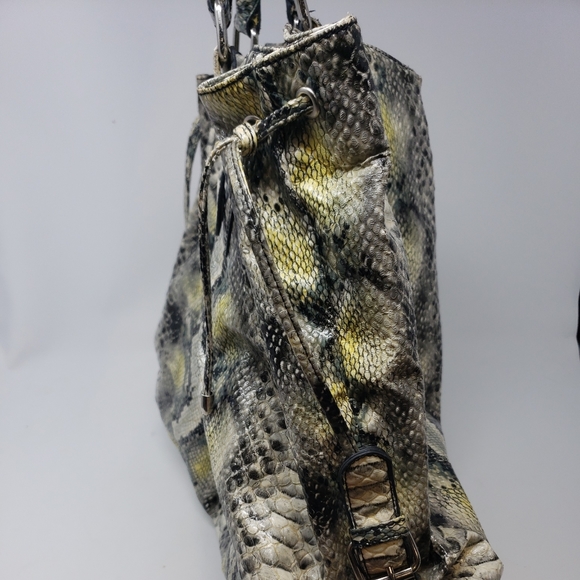 MELIE BIANCO VEGAN FAUX SNAKE SKIN HOBO - Picture 7 of 9